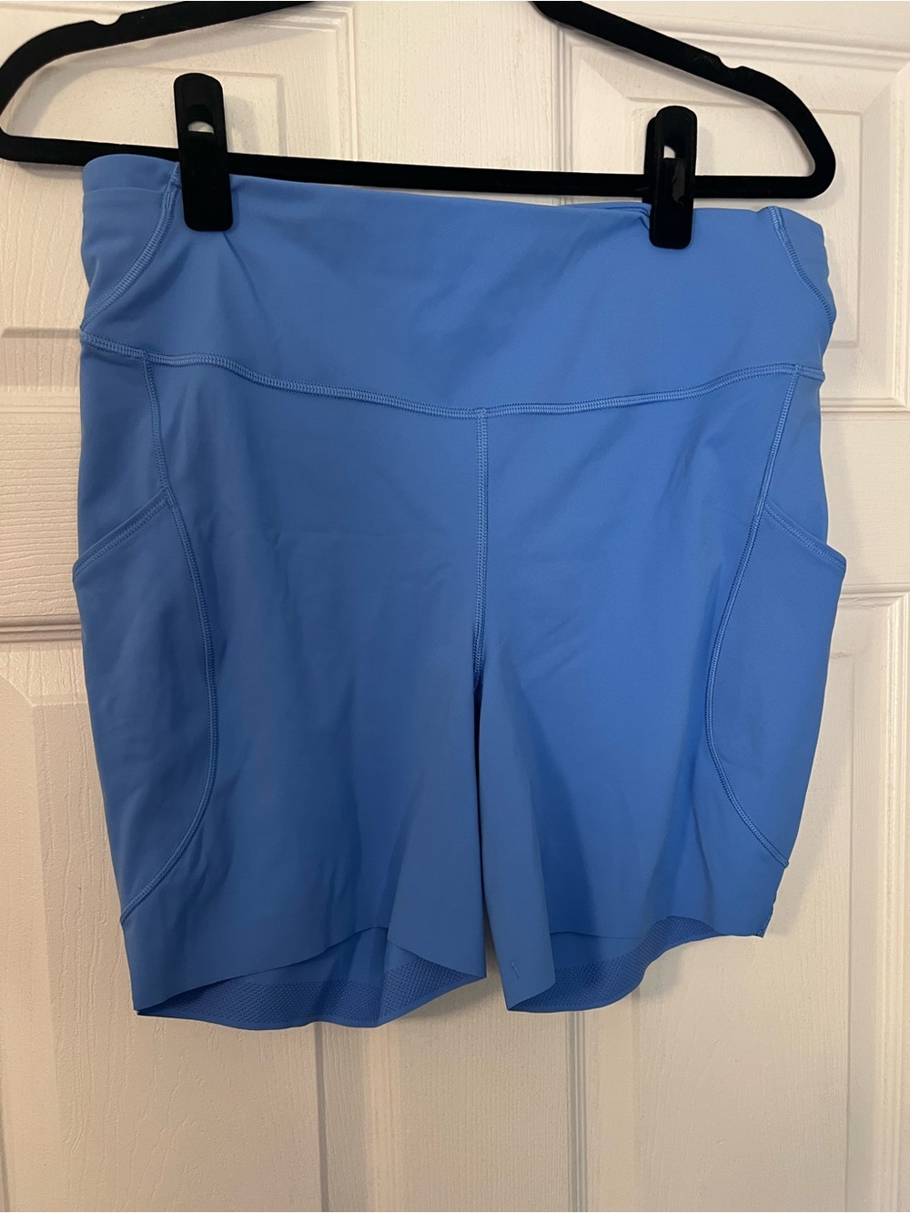 #456 Lululemon Fast and Free High Rise Short 6” 5 Pocket Pool Party Size 12 EUC